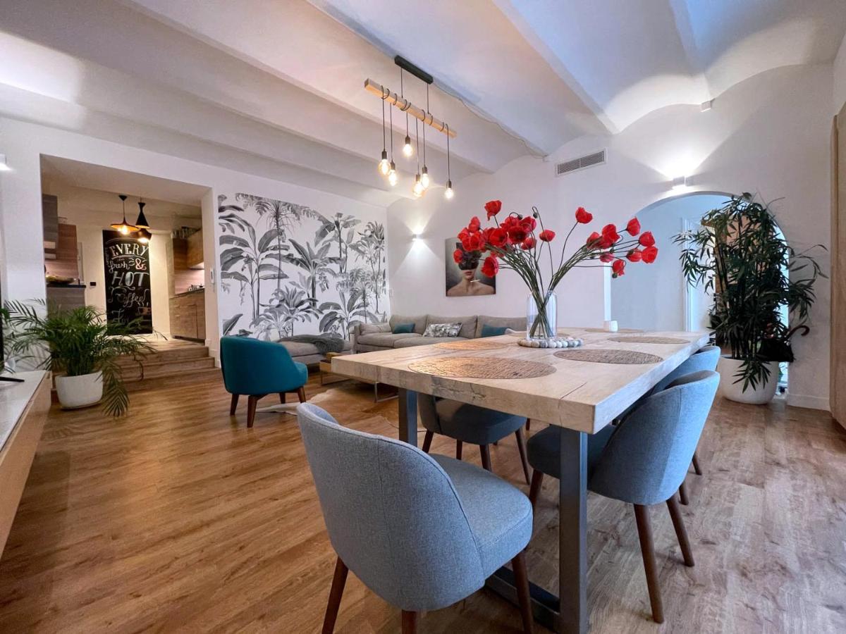 Apartment 4br Luxury Family Loft - Walk To & Shopping, Air Cond & Sunny Terrace Totolulucannes Cannes