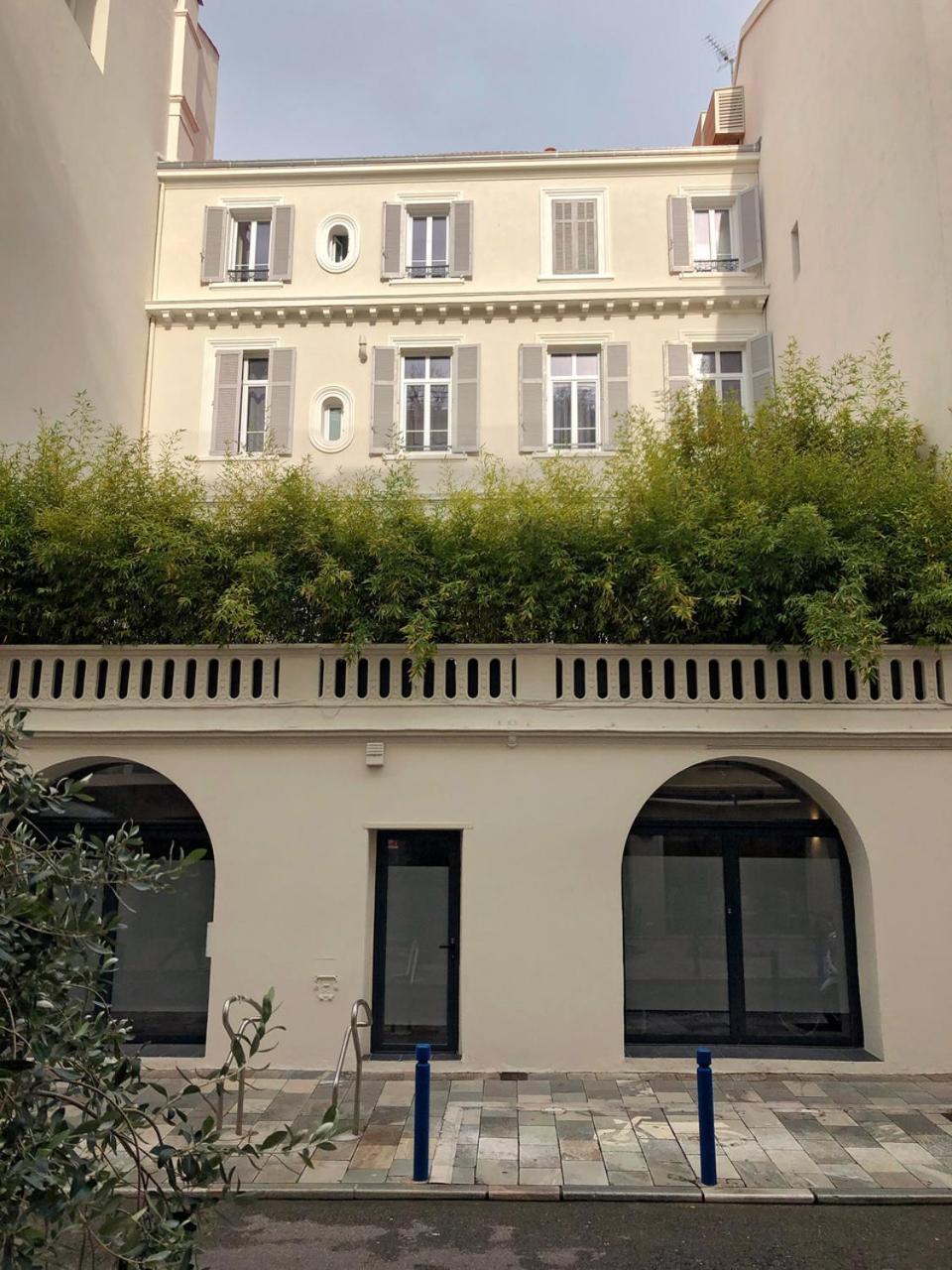 Apartment 4br Luxury Family Loft - Walk To & Shopping, Air Cond & Sunny Terrace Totolulucannes Cannes