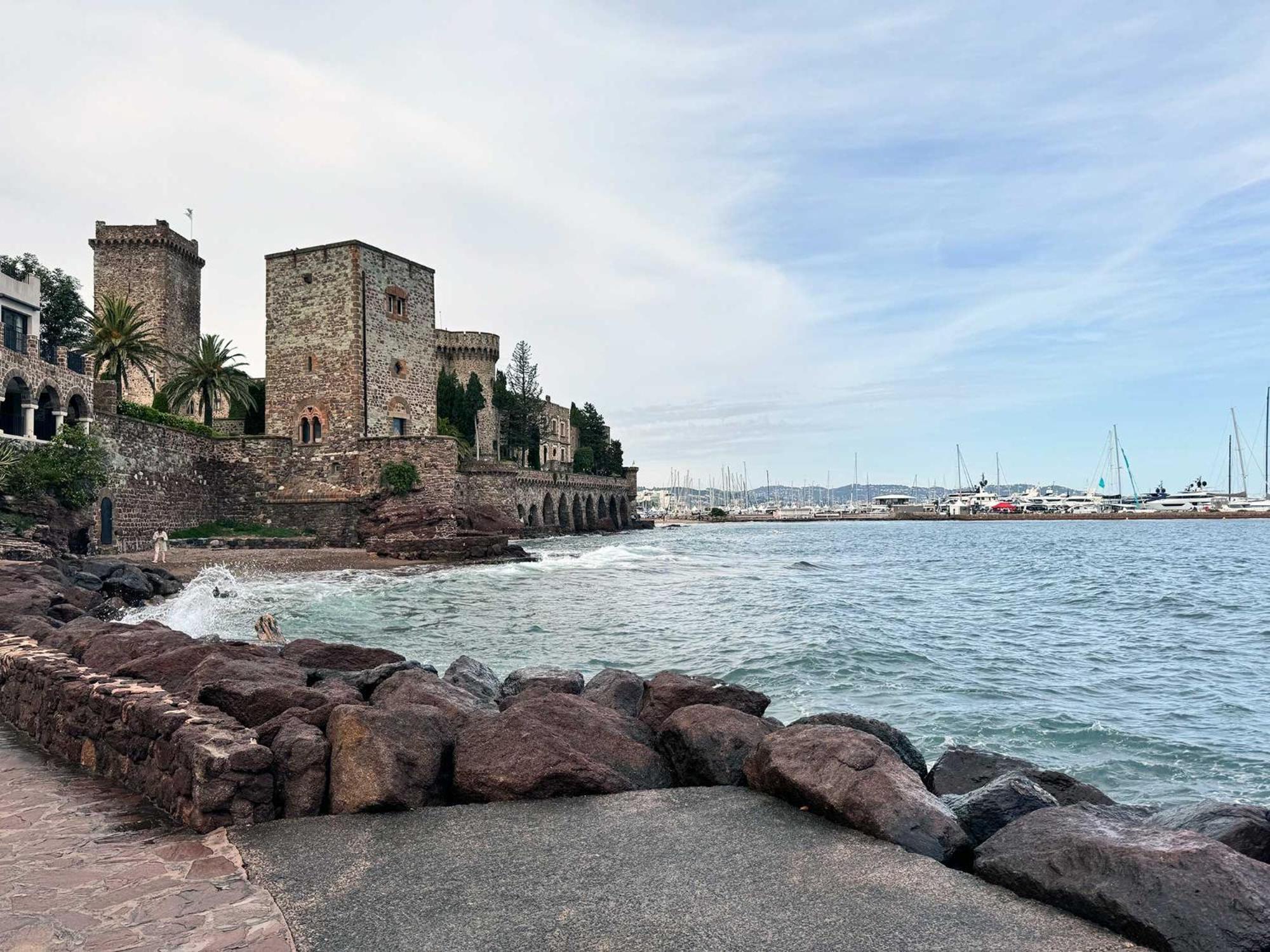 4br Luxury Family Loft - Walk To & Shopping, Air Cond & Sunny Terrace Totolulucannes Cannes